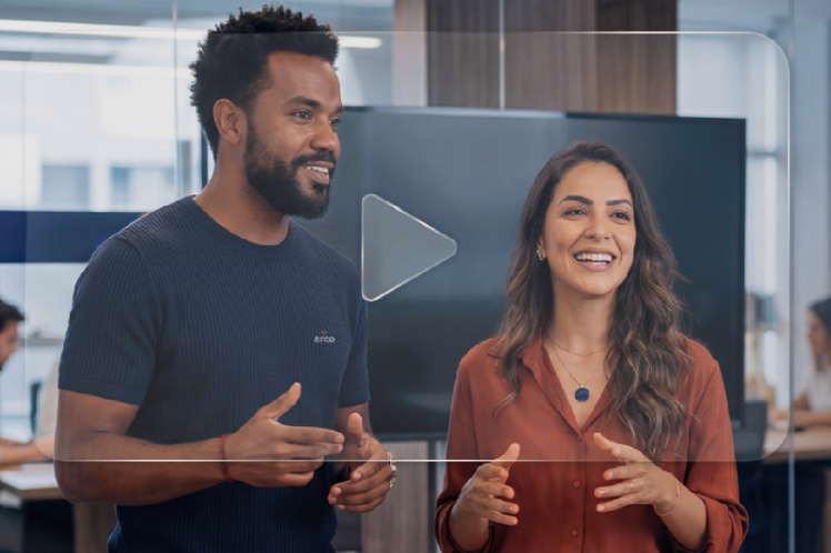 Formação da equipe escolar no YouTube